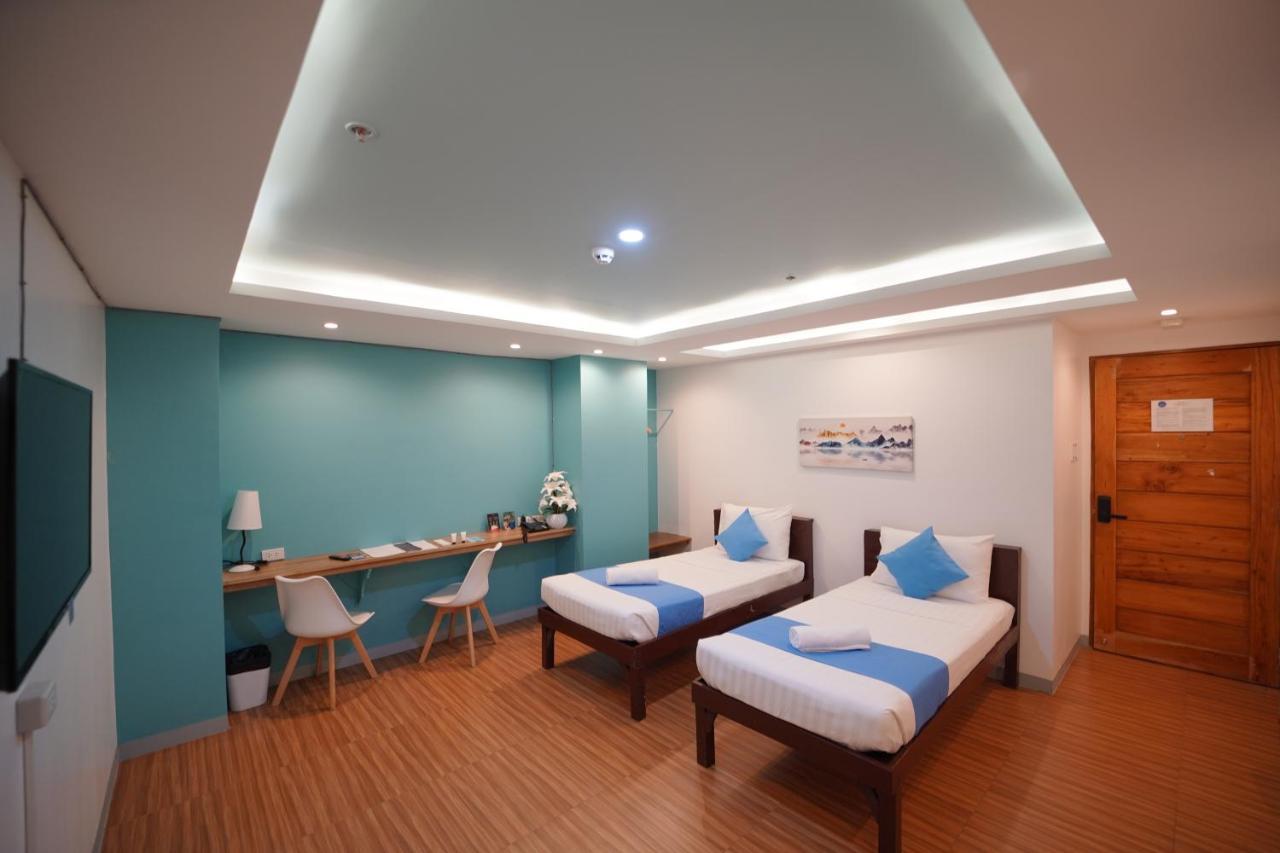 Arzo Hotel Makati Premier Makati City Bagian luar foto